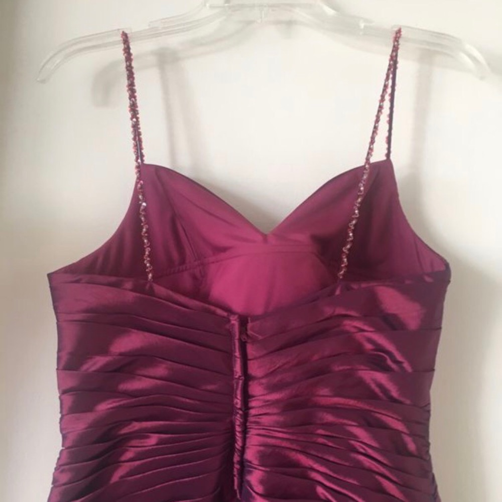 Evening Bridesmaids mermaid dress, Size 4 petite - Picture 6 of 12